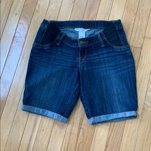 Liz Lange maternity denim shorts